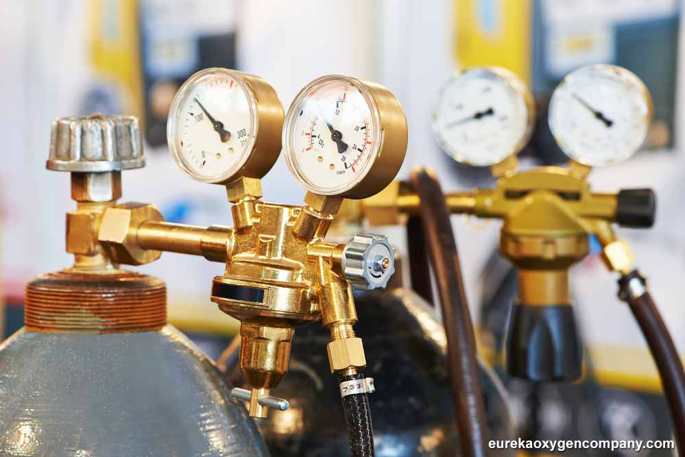 Winter Hazards: Safe Handling of Industrial Gases